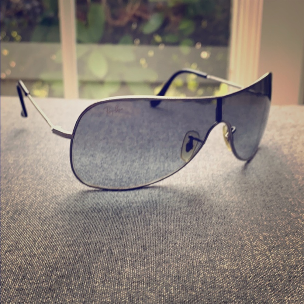 Ray Ban aviator sunglasses